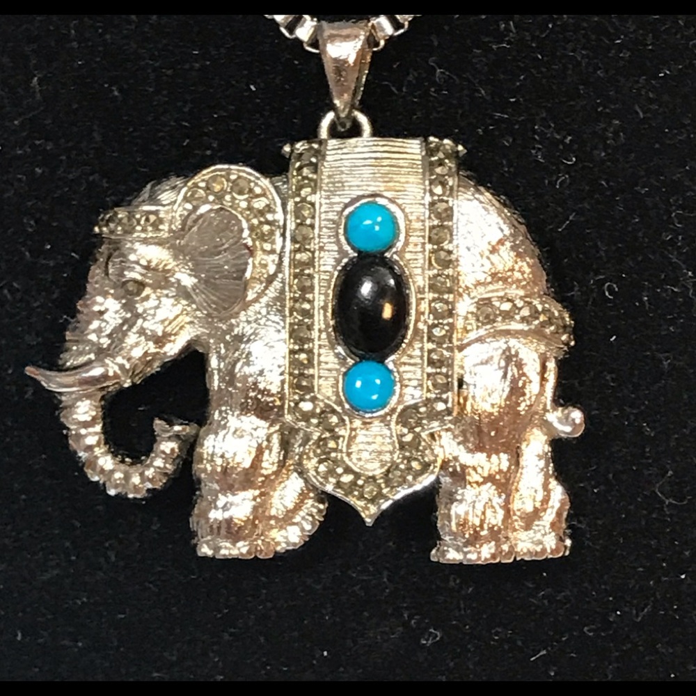 Super belle petite montre pendentif FIORI